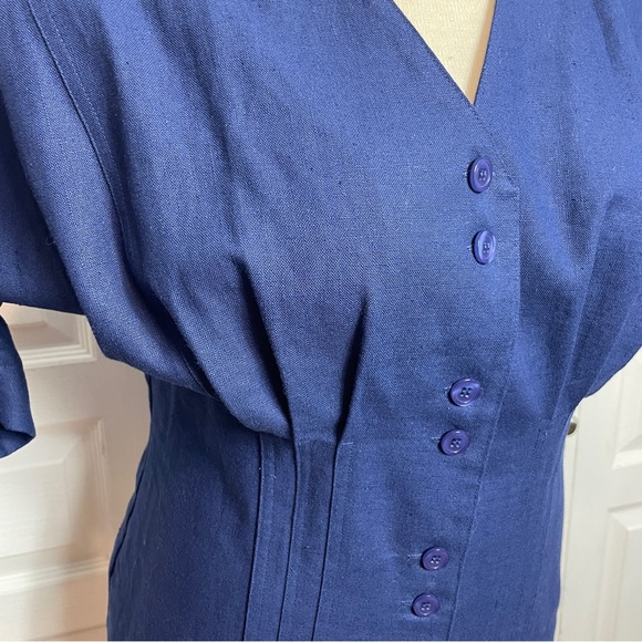 LINEN Button Down Top - Picture 9 of 16